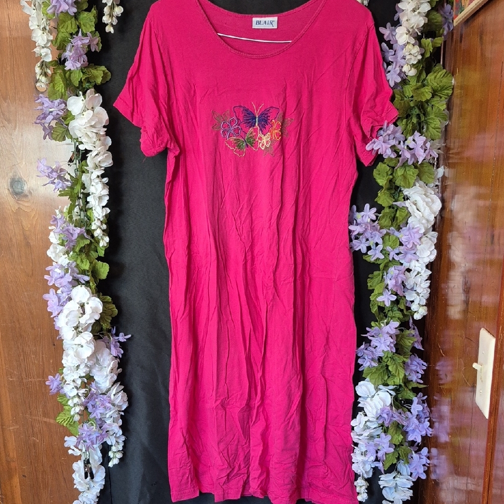 Blair Hot Pink Short-Sleeve Embroidered Butterfly Dress
